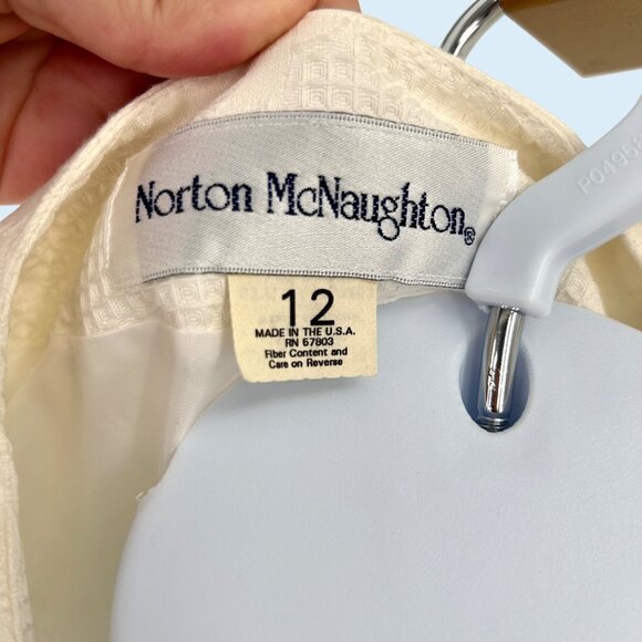 NWT VINTAGE NORTON MCNAUGHTON IVORY TEXTURED FLORAL PATTERN JACKET - 12 - Picture 4 of 6